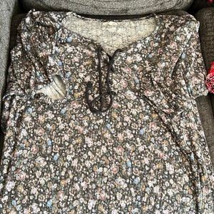 Floral top